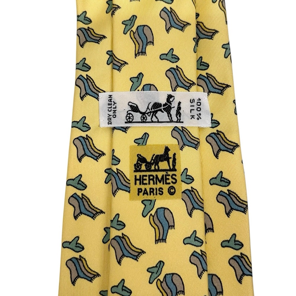 Hermes Men's Tie Mexican Costume Yellow Satin Silk 7443 HA 3.5" (W) x 56.5" (L)